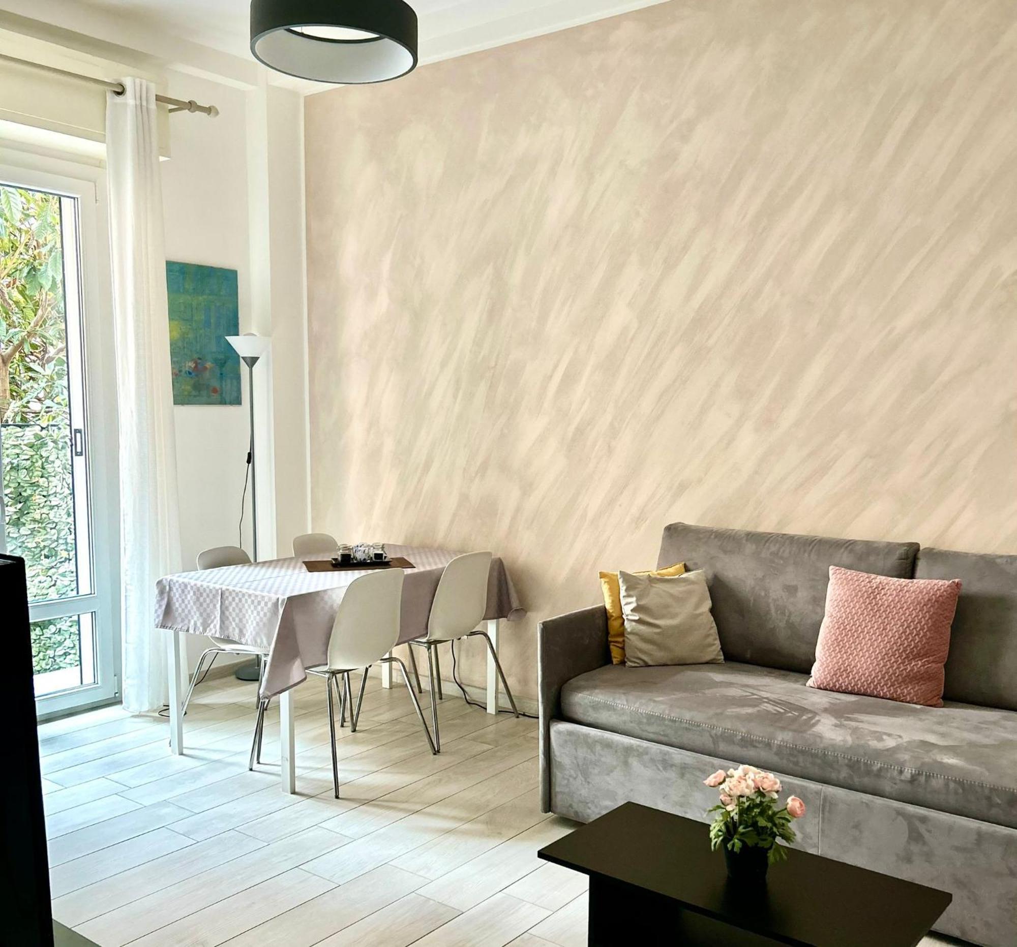 Apartamento Lovely 2 With Small Garden Milán